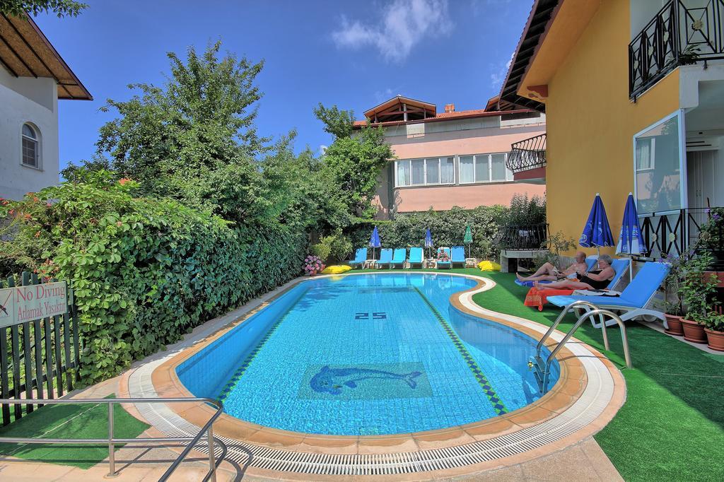 Mandalinn Hotel Дальян Экстерьер фото