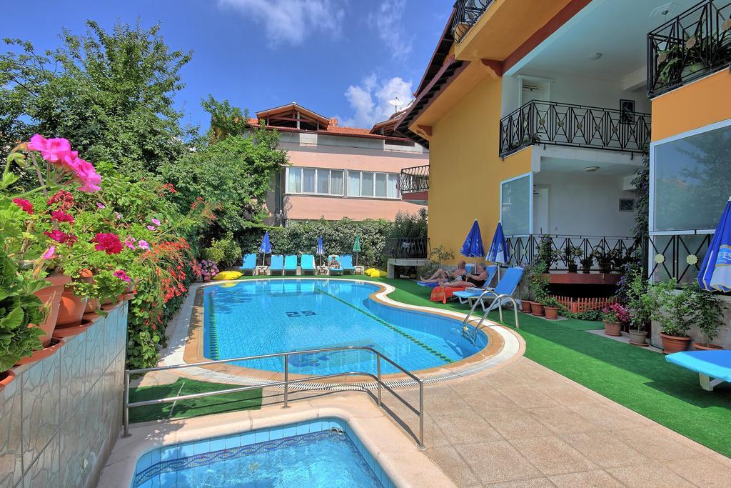 Mandalinn Hotel Дальян Экстерьер фото